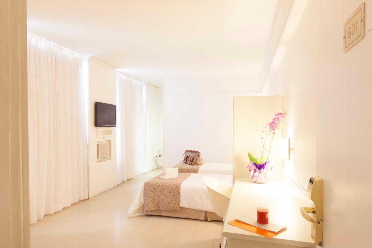 Boulevard Plaza เบโลโอรีซอนชี ภายนอก รูปภาพ