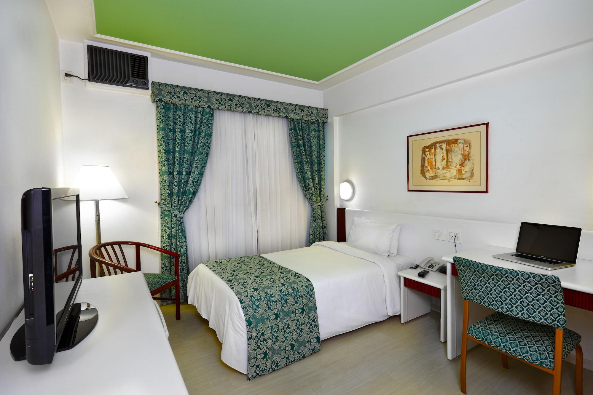 Boulevard Plaza เบโลโอรีซอนชี ภายนอก รูปภาพ