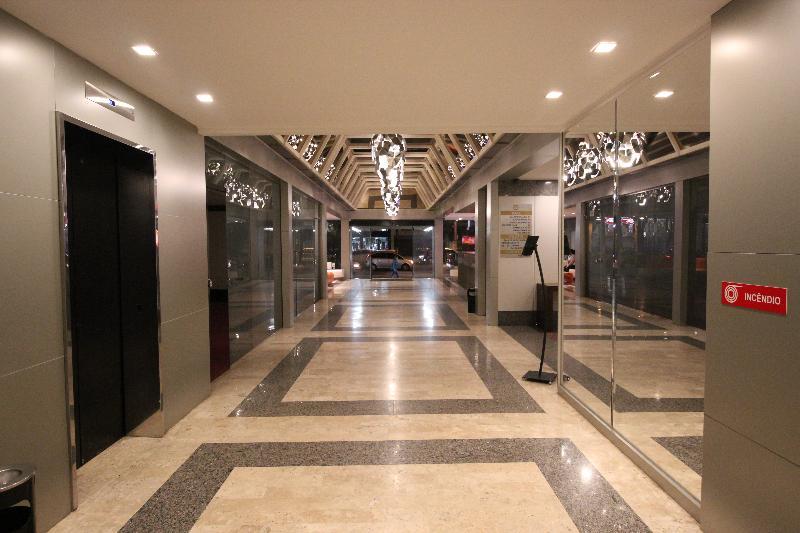 Boulevard Plaza เบโลโอรีซอนชี ภายนอก รูปภาพ