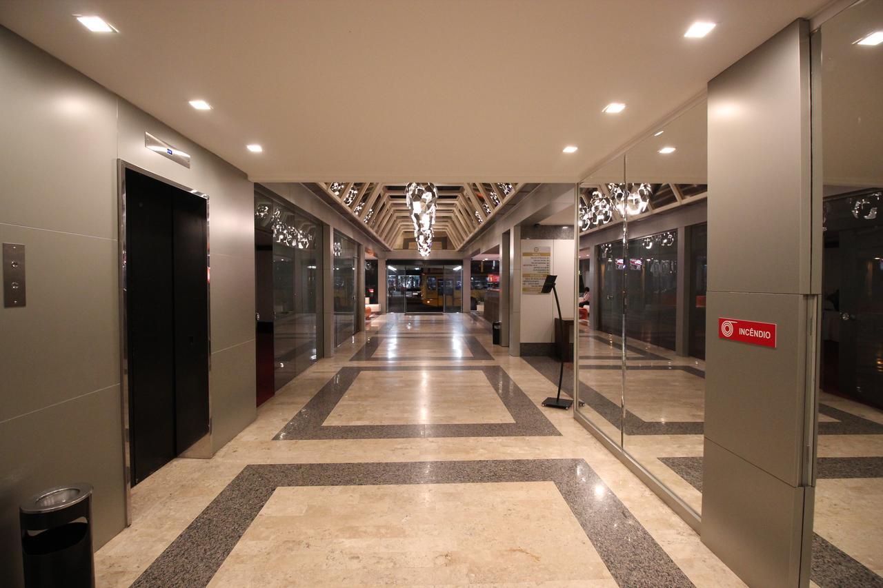 Boulevard Plaza เบโลโอรีซอนชี ภายนอก รูปภาพ