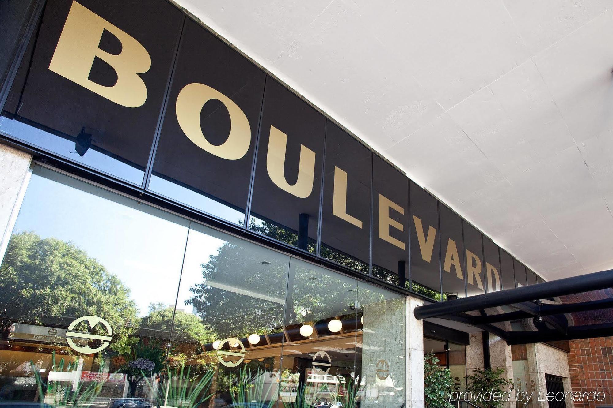 Boulevard Plaza เบโลโอรีซอนชี ภายนอก รูปภาพ